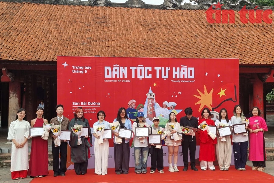 Góc nhìn của các hoạ sĩ trẻ qua triển lãm ‘Dân tộc tự hào’