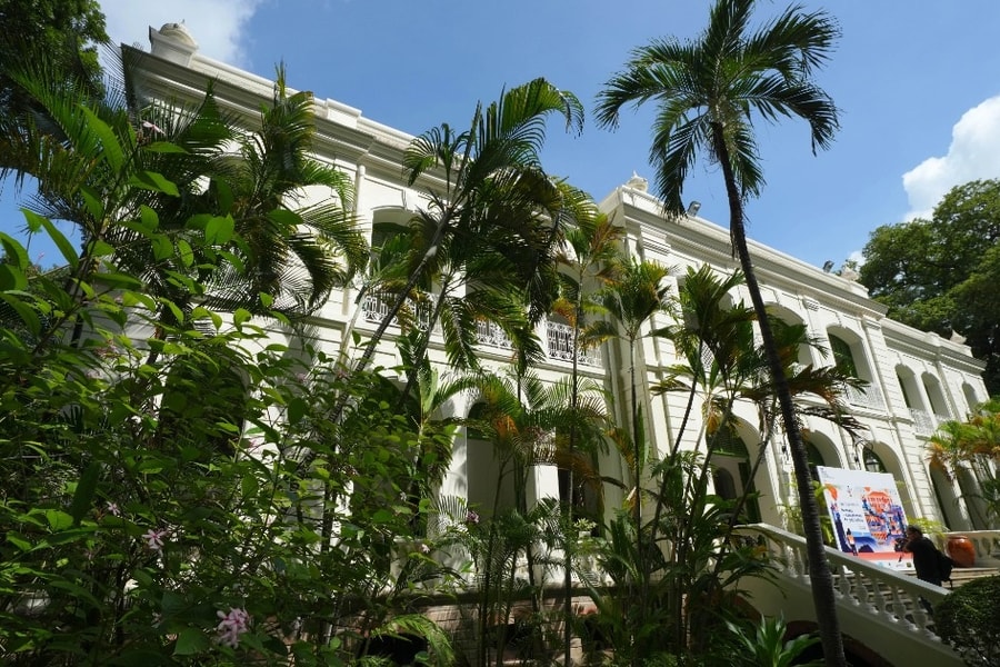 Người dân TPHCM khám phá dinh thự cổ hơn 150 tuổi trong Lãnh sự quán Pháp