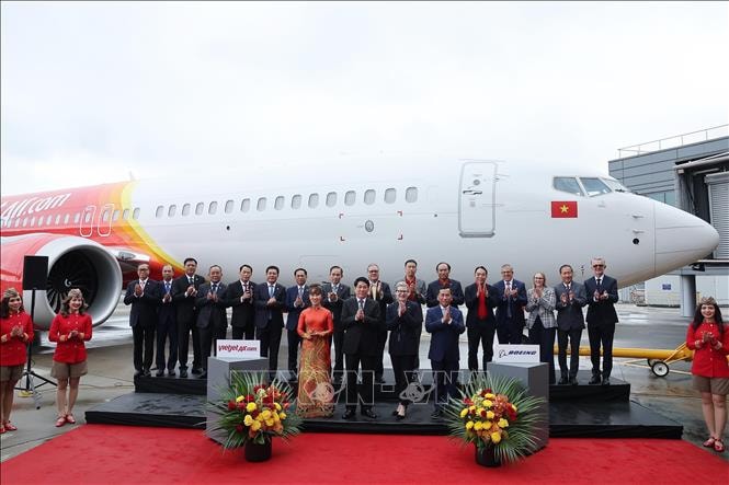 Chủ tịch nước Lương Cường dự lễ bàn giao tàu bay Boeing đầu tiên cho Vietjet