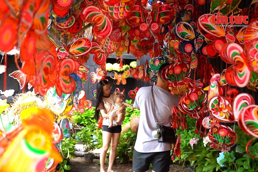 Gìn giữ nét đẹp Trung thu xưa qua những không gian hoài niệm