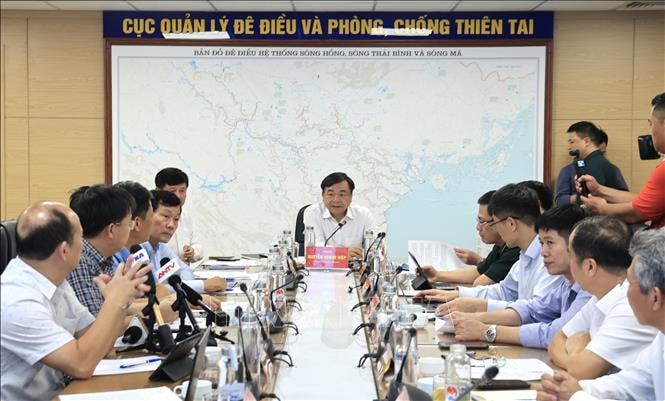 Thứ trưởng Nguyễn Hoàng Hiệp: Chủ động ứng phó mưa lớn do bão và đảm bảo an toàn hồ chứa