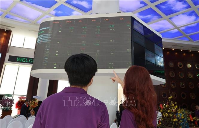 Rút ngắn thời gian mở tài khoản cho nhà đầu tư gián tiếp nước ngoài