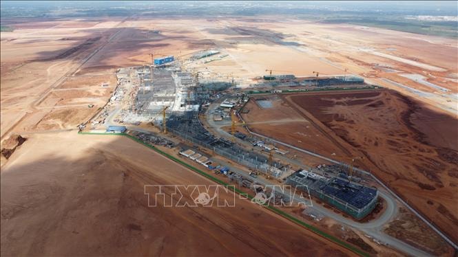 Bổ sung nguồn lực, tăng mũi thi công để đẩy nhanh tiến độ xây dựng Cảng hàng không Long Thành