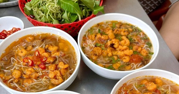 Xôn xao bát bún đặc sản Quảng Ninh nhiều tôm nõn giá 20.000 đồng, sự thật bất ngờ