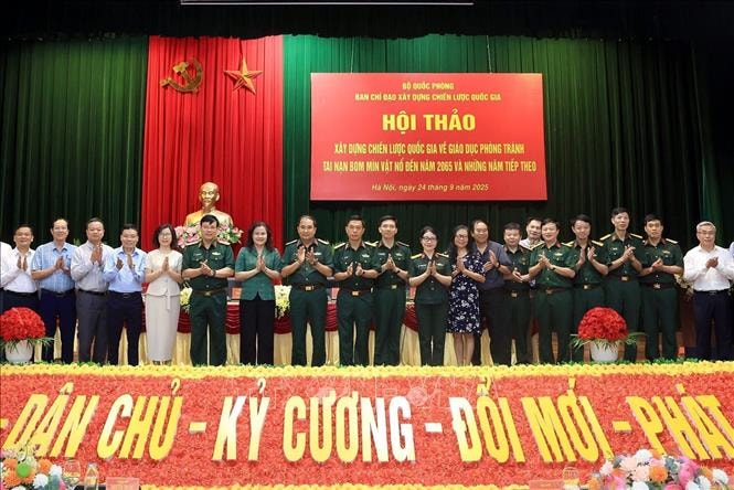 Đổi mới phương thức truyền thông về phòng tránh tai nạn bom mìn, vật nổ