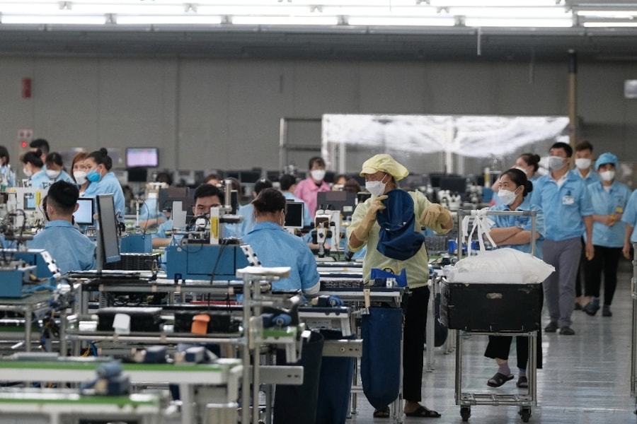 Tìm việc an toàn, tránh sập "bẫy" online với sàn việc làm quốc gia