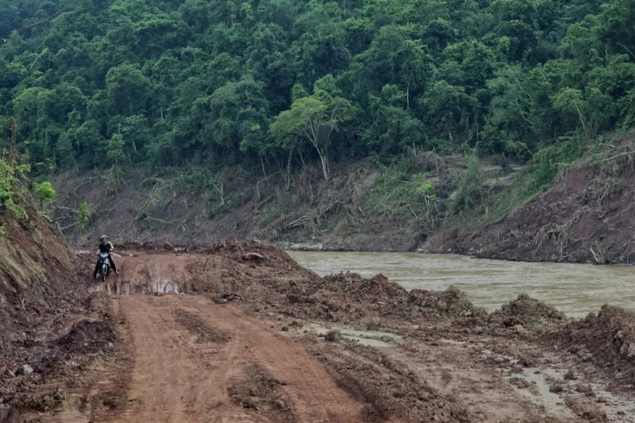 Mưa bão liên tiếp, cản trở tiến độ công trình Dân trí ở bản biên giới