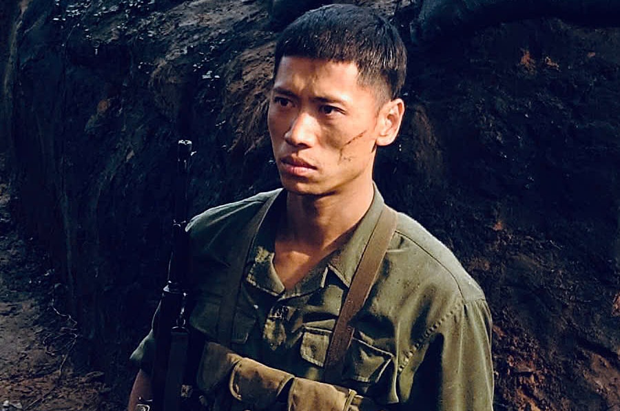 Hoàng Long: 'Tôi mông lung về tương lai trước khi đóng Mưa đỏ'