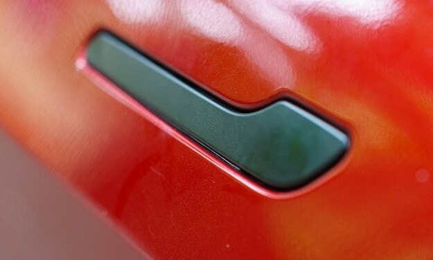 Tay nắm cửa thò thụt - từ xu hướng thiết kế đến bờ vực thảm họa