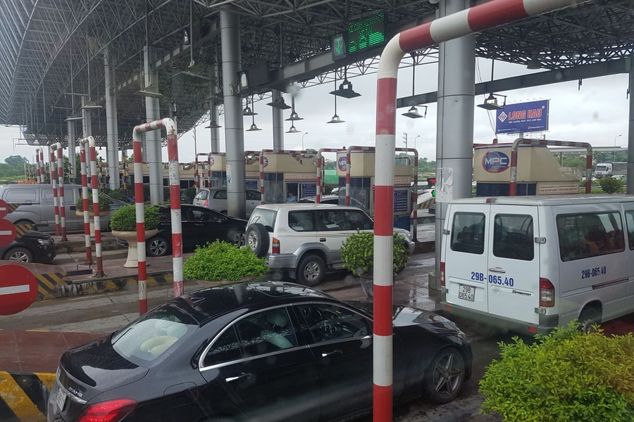 Chuyển đổi tài khoản thu phí sang tài khoản kết nối thanh toán không dùng tiền mặt