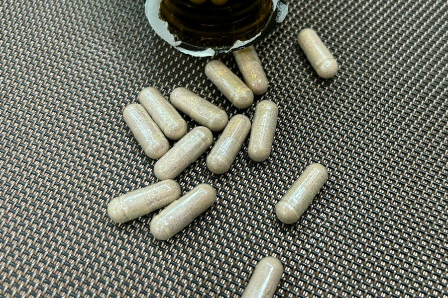 Thiếu vitamin nào gây khô miệng?