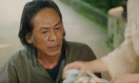 Phim có Vân Dung, Bùi Bài Bình bị chê như lẩu thập cẩm