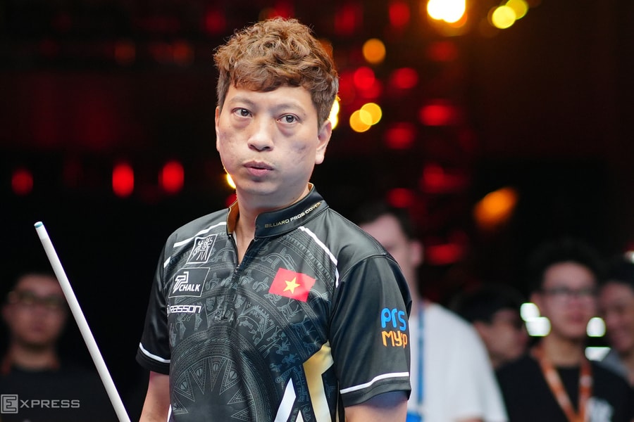 'Hoàng Sao' thua penalty ở giải billiards 10 bi VĐTG