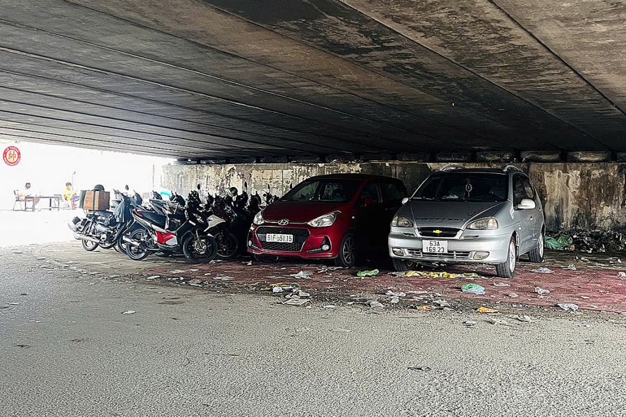 TP HCM đề xuất tận dụng gầm cầu làm bãi giữ xe
