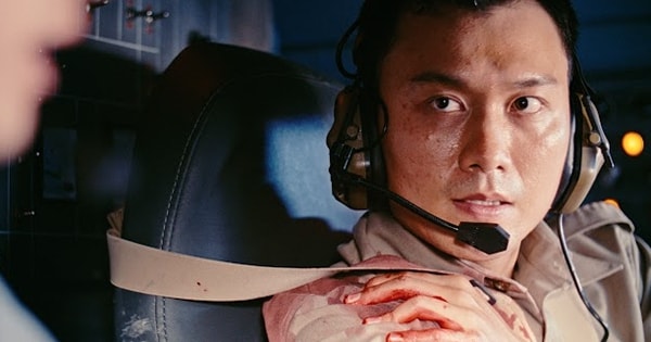 Hôn nhân đời thực của 'nam thần' VFC vừa vào vai cơ trưởng bản lĩnh trong 'Tử chiến trên không'