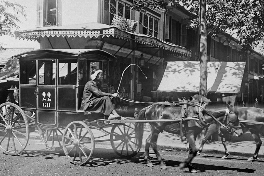Xe ngựa, gánh hàng rong trên phố Sài Gòn 100 năm trước
