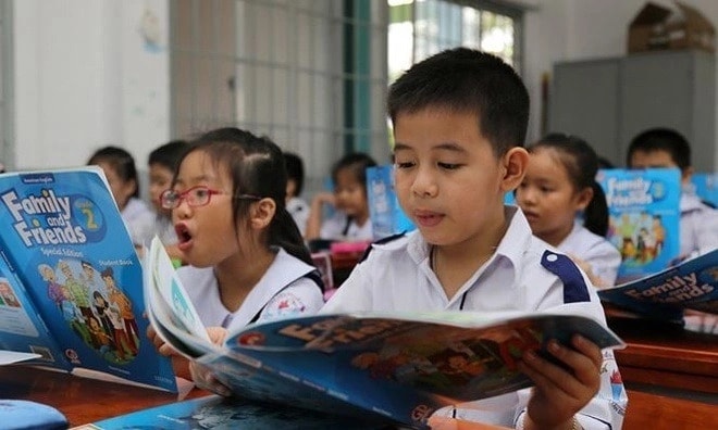 Những học sinh đánh vật với công thức ngữ pháp Tiếng Anh