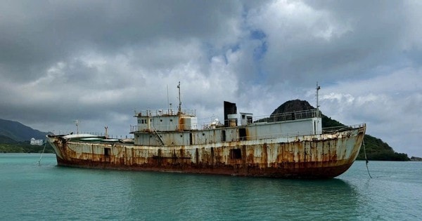 Vì sao "tàu ma" Sheng Li chỉ bán phế liệu, không được đánh chìm để làm du lịch?