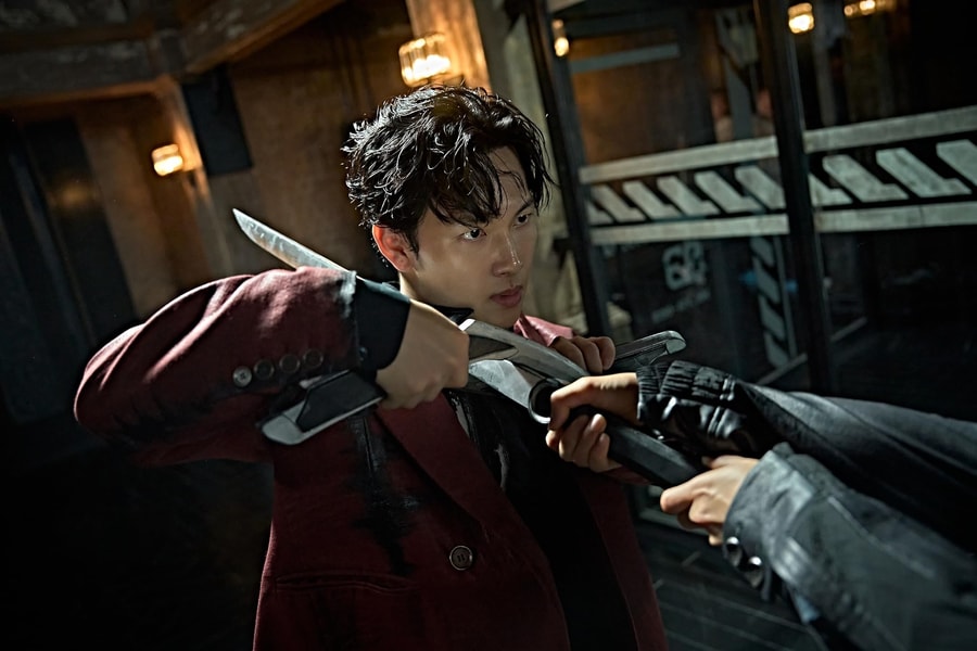 Chuyện gì xảy ra khi sát thủ khởi nghiệp