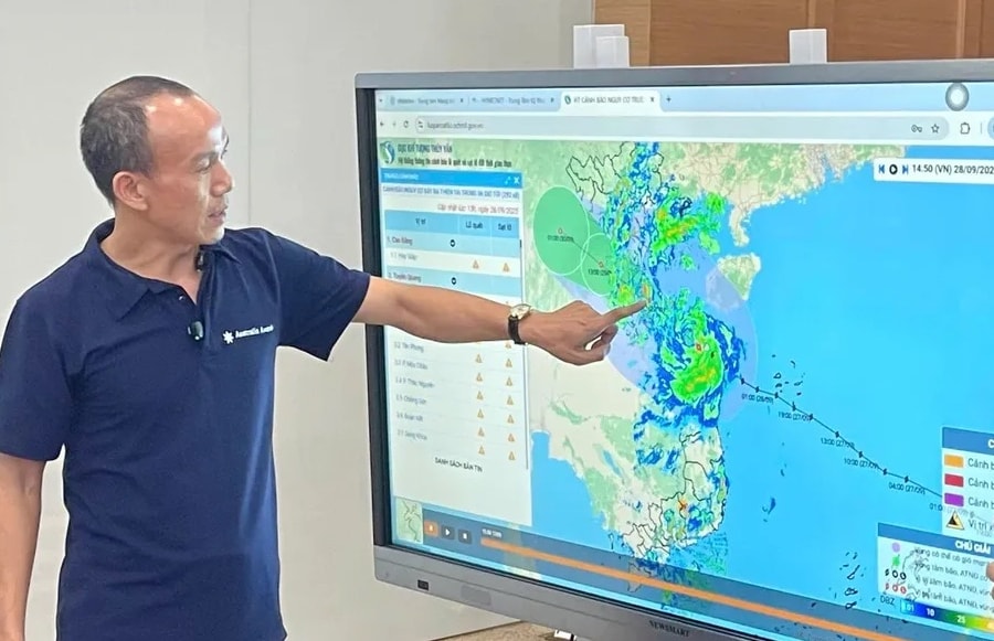 Bão số 10 đổ bộ đất liền từ đêm 29/9, cảnh báo gió mạnh, mưa lớn ở nhiều nơi