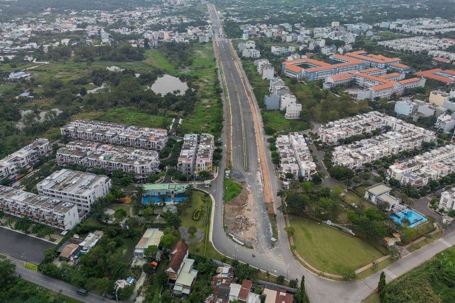 Chuyên gia: Cần sớm đánh thuế bất động sản để hạ nhiệt giá nhà