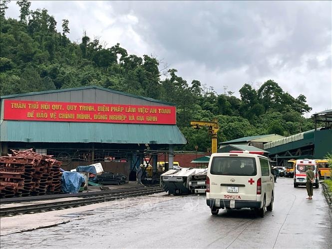 Thủ tướng yêu cầu khẩn trương khắc phục hậu quả vụ cháy khí Mê tan tại mỏ than ở Quảng Ninh