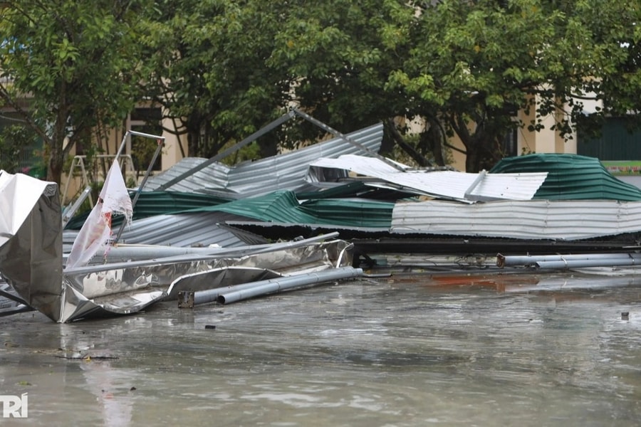 Chủ khách sạn ở Huế mở cửa miễn phí đón người dân, du khách tránh bão