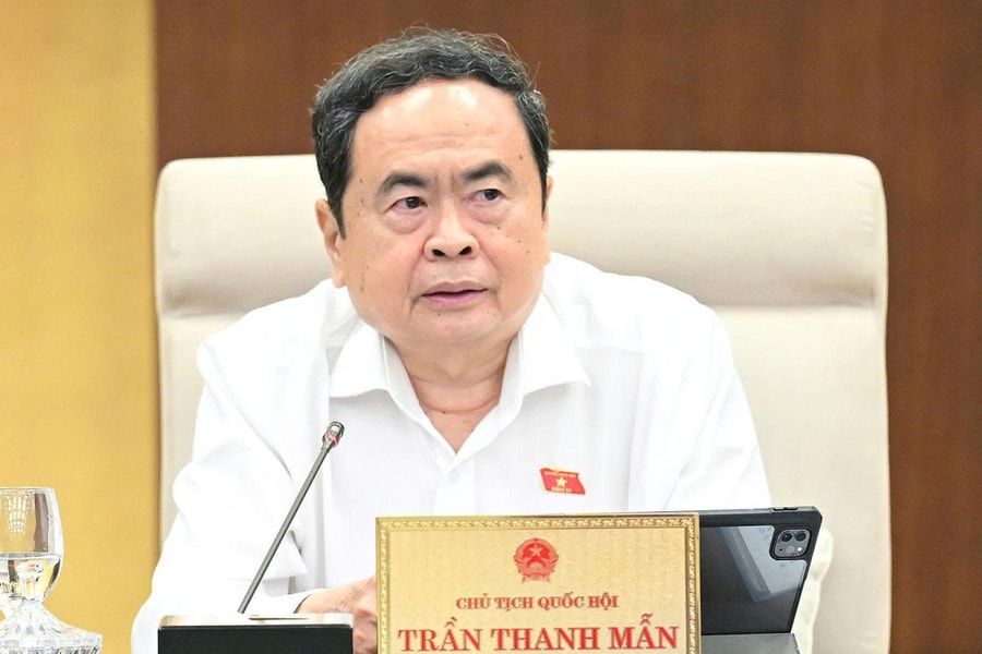 Chủ tịch Quốc hội: Cần xây dựng hệ thống đánh giá viên chức