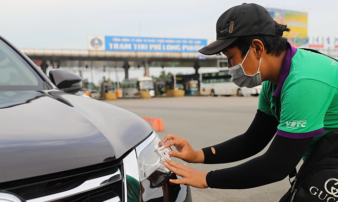 VETC hỗ trợ chủ xe chuyển đổi tài khoản giao thông