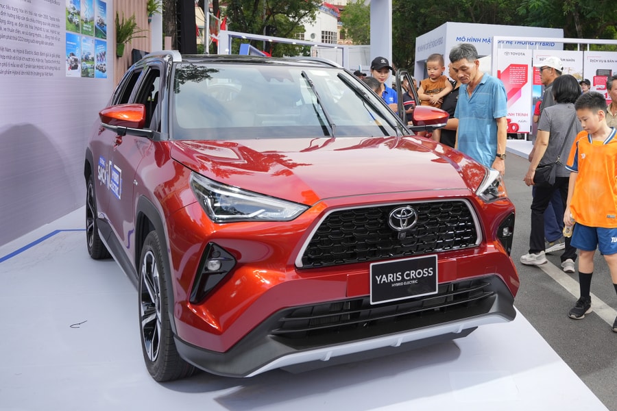 Toyota sắp lắp ráp xe hybrid tại Việt Nam