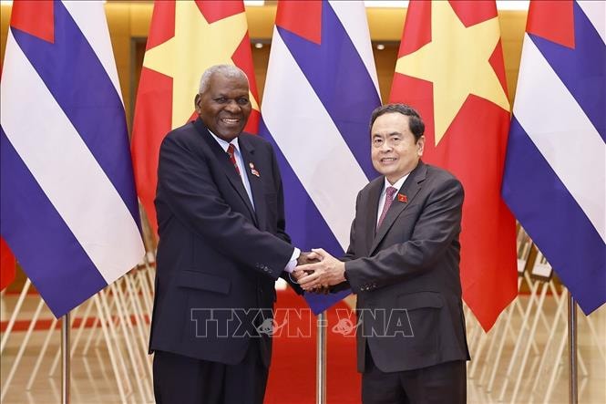Chủ tịch Quốc hội Trần Thanh Mẫn đón và hội đàm với Chủ tịch Quốc hội Cuba