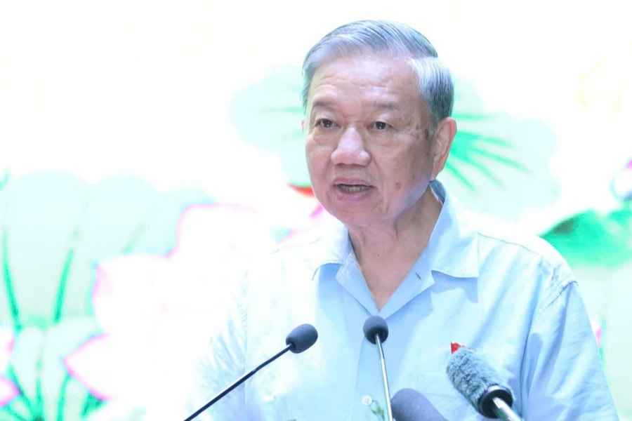 Tổng Bí thư: Sẽ mở rộng bố trí cấp ủy không phải người địa phương