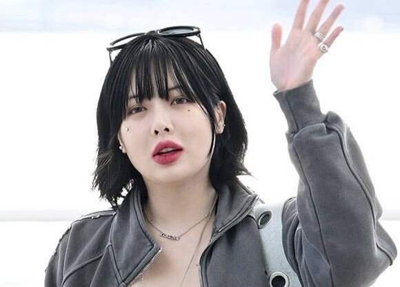 Ngoại hình khó nhận ra của HyunA