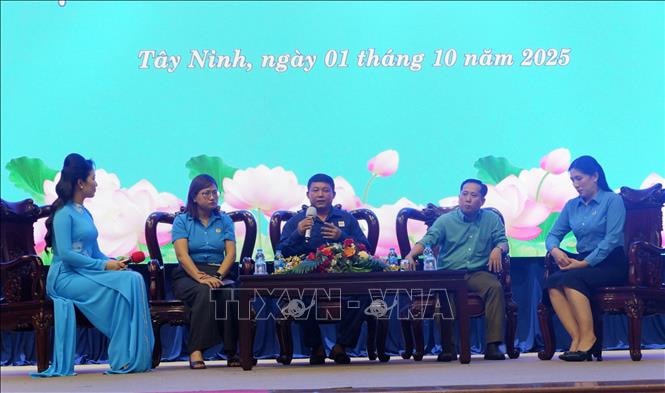 Diễn đàn lắng nghe khát vọng công nhân