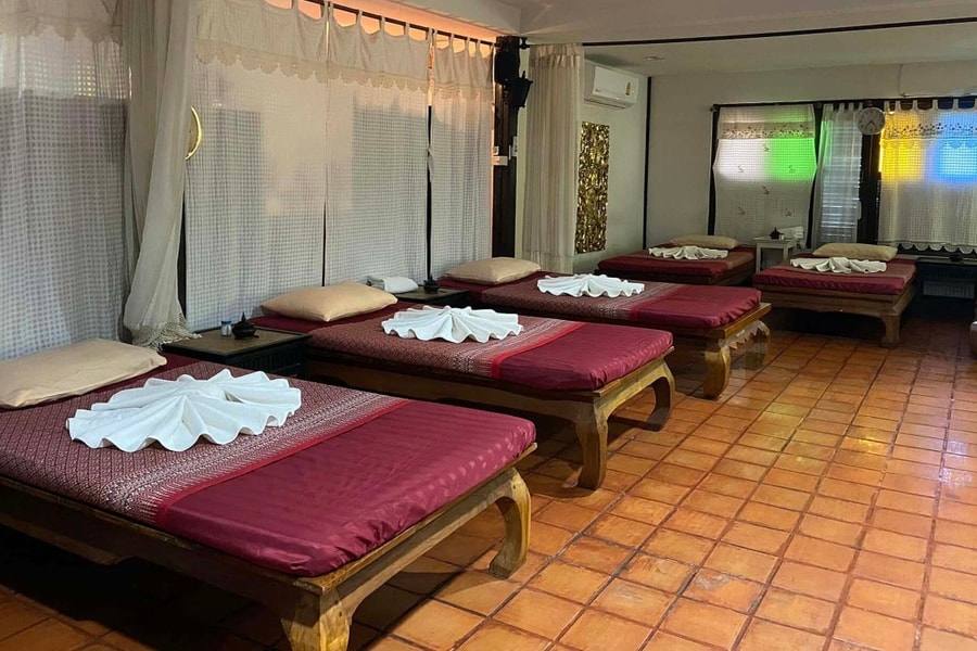 Trải nghiệm massage trong trại giam ở Thái Lan