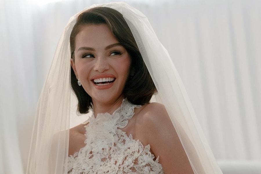 Selena Gomez tung ảnh cưới