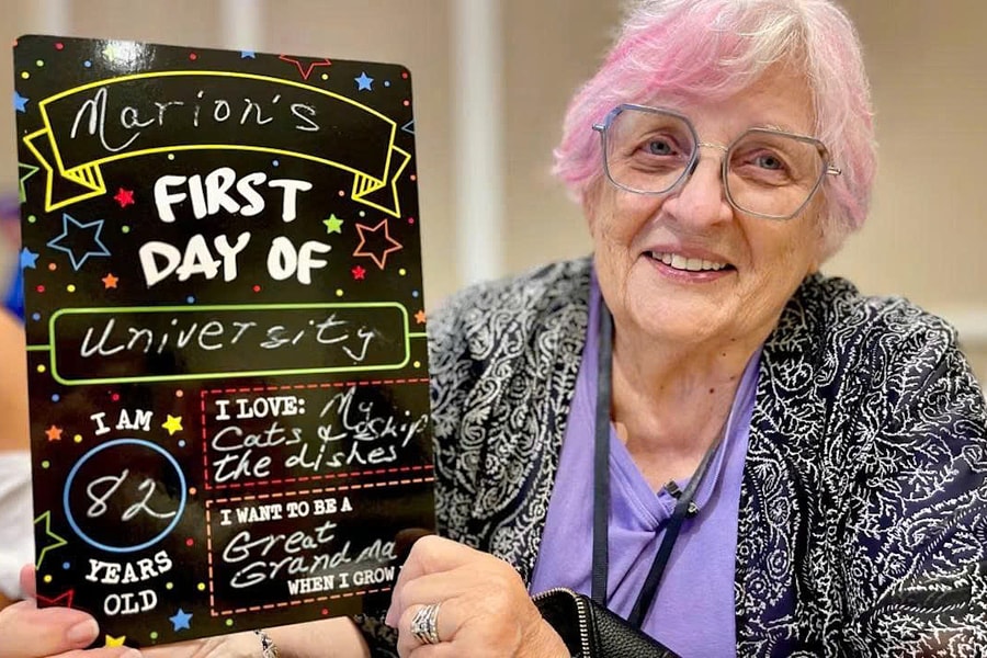 Cụ bà 82 tuổi vào đại học số 1 Canada