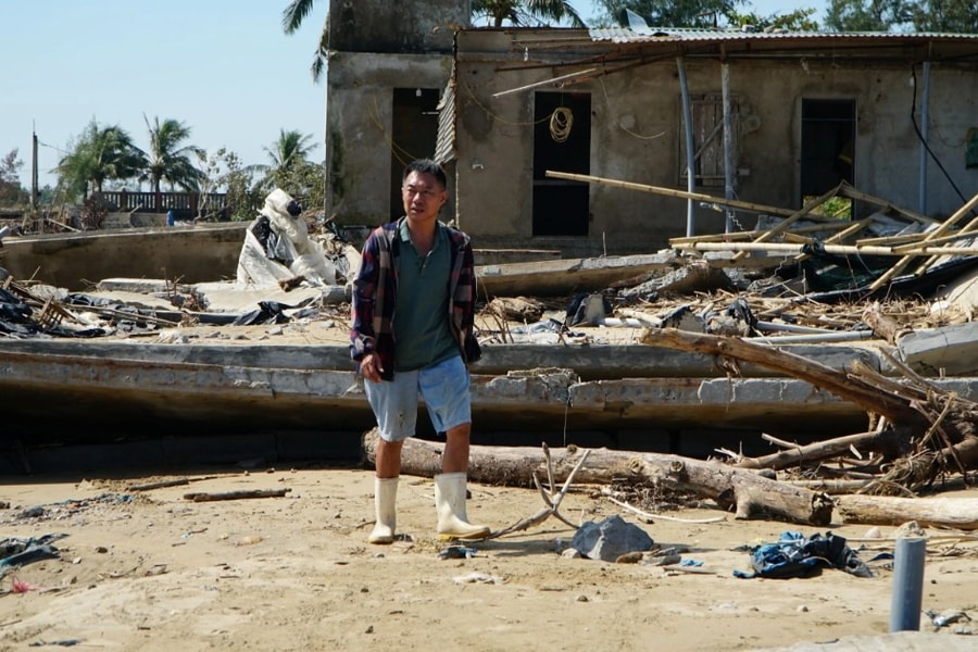 Chủ đầm tôm: "Bão Kajiki còn cầm cự, tới Bualoi thì chẳng còn gì"