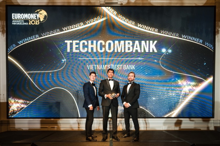 Techcombank lần thứ 6 được trao giải 'Ngân hàng tốt nhất Việt Nam'