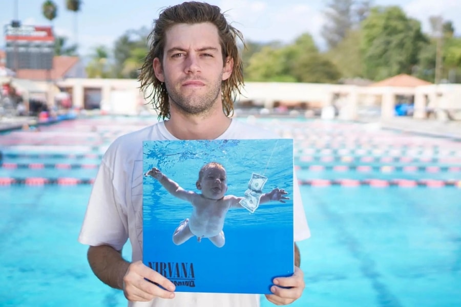 Cậu bé khỏa thân trên bìa album 34 năm trước kiện ban nhạc Nirvana