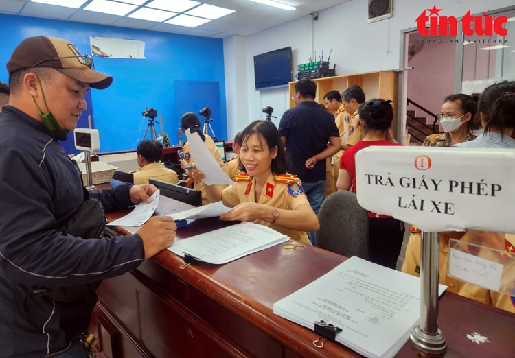 Người dân được khai thác thông tin trên trang thông tin điện tử về giấy phép lái xe