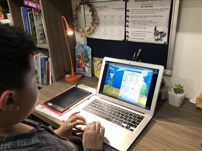 Ứng phó bão số 11: Các trường học ở Hà Nội linh hoạt hình thức dạy học phù hợp