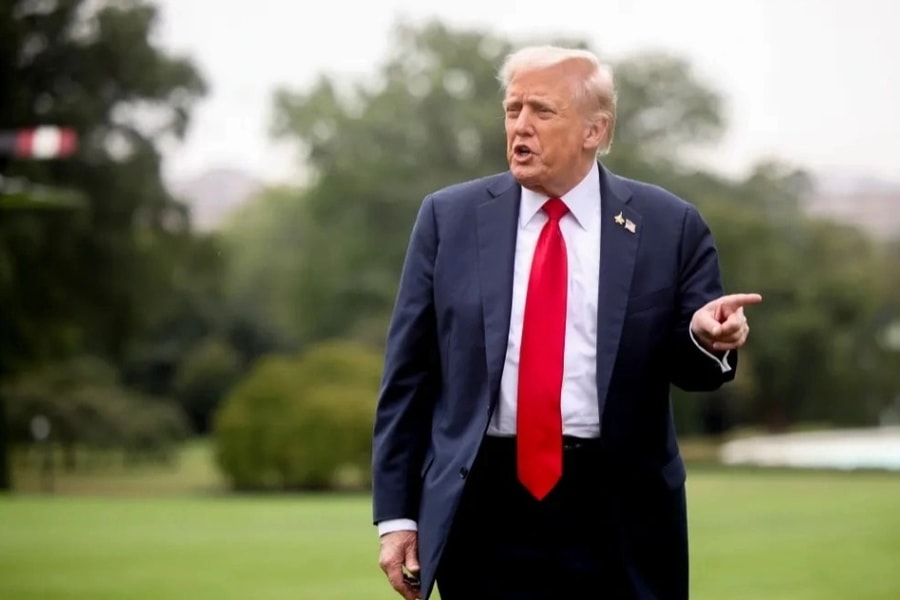 Điều gì xảy ra với trăm ngàn công chức liên bang khi Chính phủ Mỹ đóng cửa?