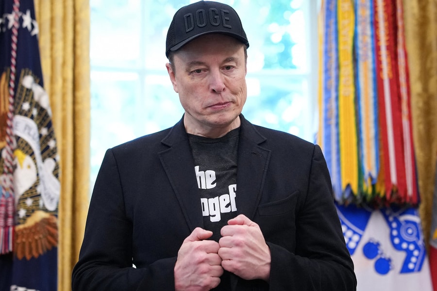 Nhà đầu tư Tesla phản đối gói thù lao 1.000 tỷ USD cho Elon Musk