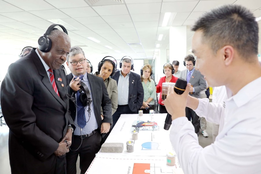 Đoàn đại biểu cấp cao Cuba thăm Nhà máy Nestlé Bông Sen: Mô hình doanh nghiệp FDI gắn kết với phát triển địa phương