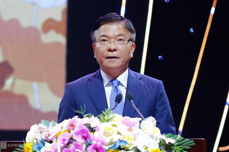 Phó Thủ tướng: Ưu tiên đầu tư để trường chuyên Khoa học Tự nhiên xứng tầm số một