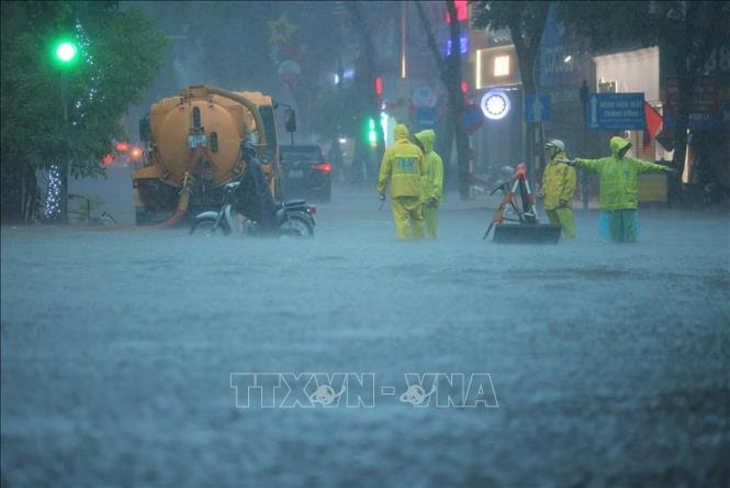 Ứng phó bão số 11: Hà Nội kích hoạt các biện pháp tiêu thoát nước, phòng chống úng ngập