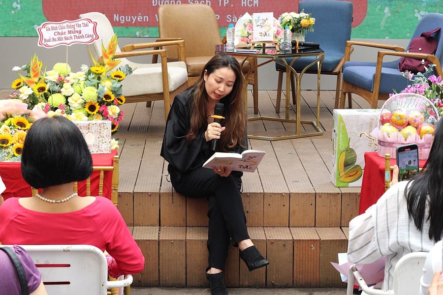 'Đi cho đã để một đời không uổng' và hành trình gần mười năm gieo chữ đến vùng xa