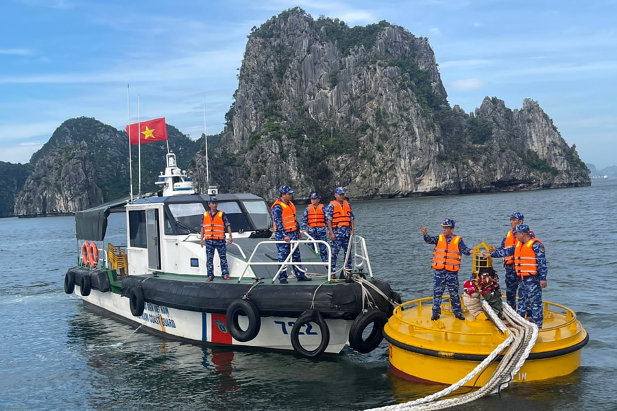 Cảnh sát biển sẵn sàng ứng phó với bão số 11