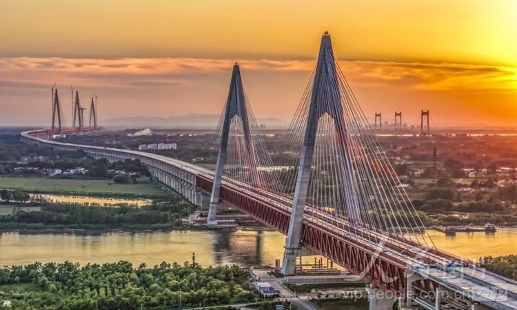 Những cây cầu cao nhất hành tinh